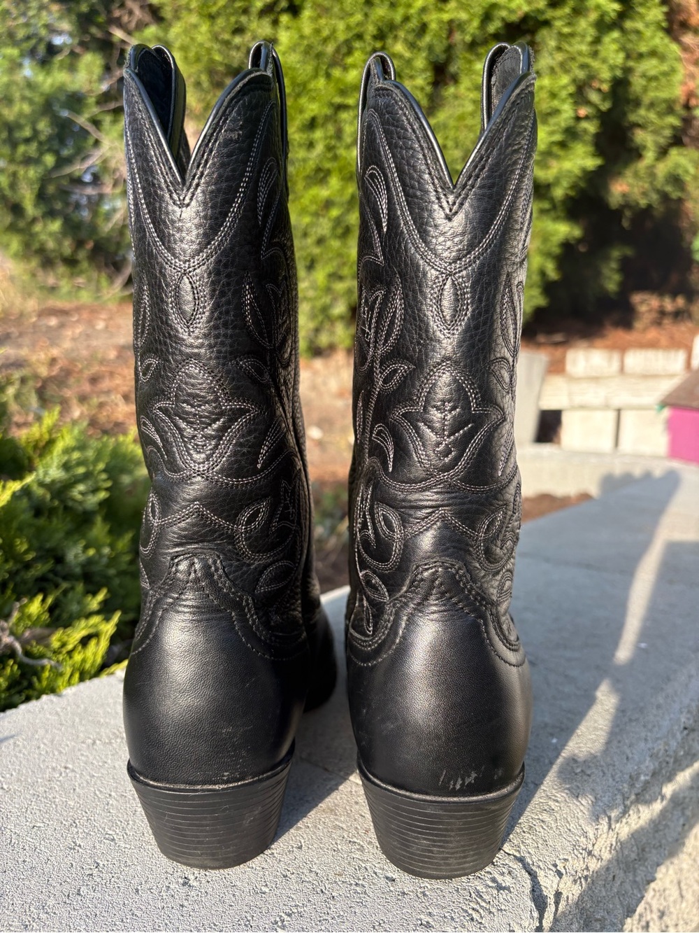 Ariat Black Embroidered Western Mid-Calf Boots - Picture 7 of 10